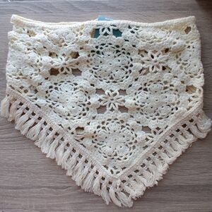 🌷 NWT Earthbound Trading Co. Ivory Crochet Fringe Hair Scarf / Bandana